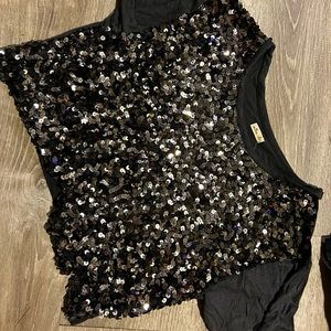 Hollister sequin crop NWT